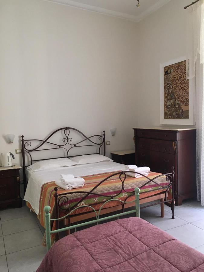 Bed and Breakfast Ciro A Maschio Angioino Neapol Zewnętrze zdjęcie