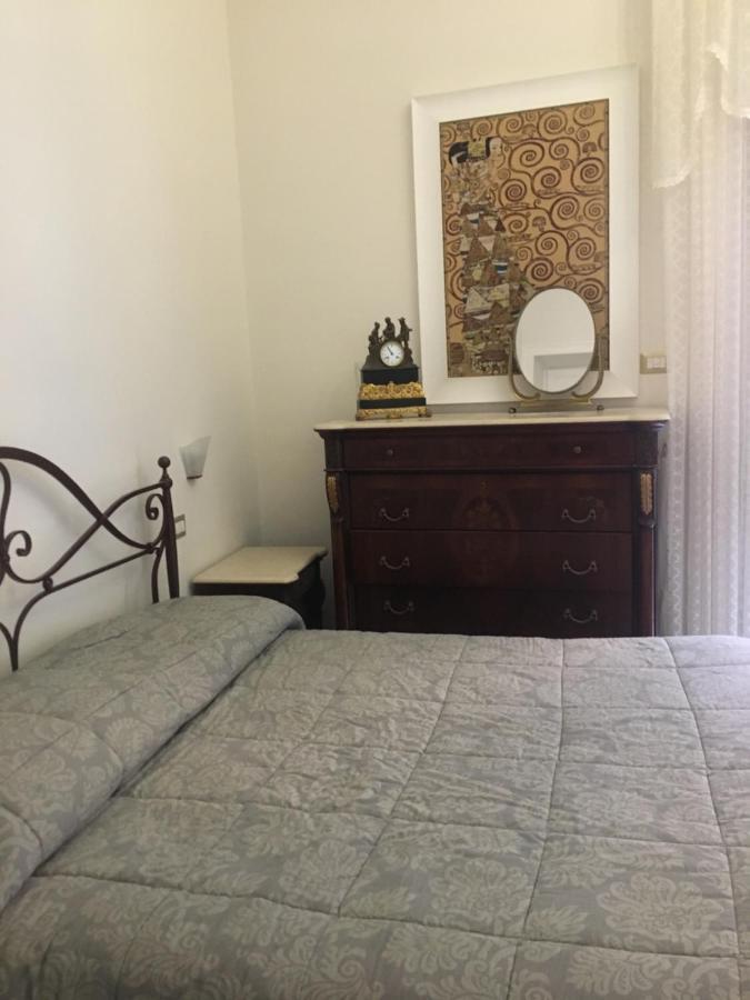 Bed and Breakfast Ciro A Maschio Angioino Neapol Zewnętrze zdjęcie
