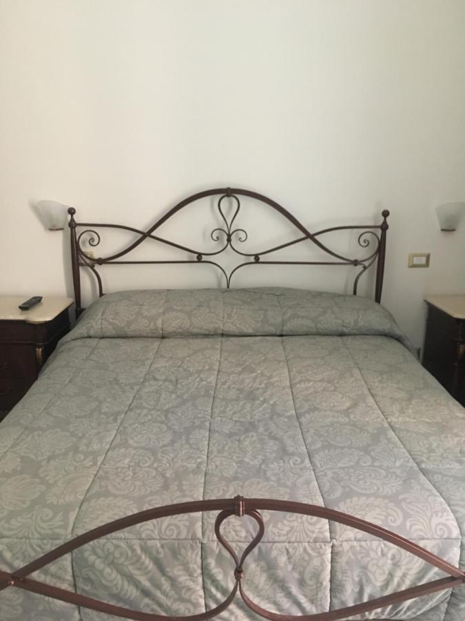 Bed and Breakfast Ciro A Maschio Angioino Neapol Zewnętrze zdjęcie